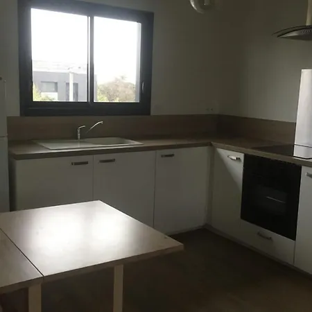 Casa de Férias House 2 Bedrooms Near Tram 10 Min Bx *
