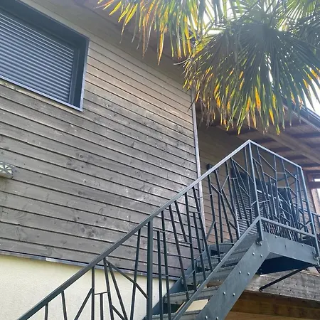 House 2 Bedrooms Near Tram 10 Min Bx Mérignac